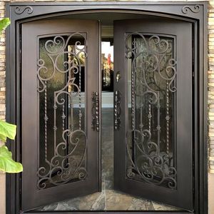 Mejore la entrada a su hogar de lujo con puertas de hierro personalizadas de alta gama, elegantes puertas de hierro forjado y puertas modernas de acero de alta resistencia. - Product Image 1