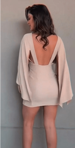 เดรสสั้นรัดรูปด้านหน้ามีกระดุมคอวีลึกหรูหราของผู้หญิงแขนเสื้อทรงเสื้อคลุมพลิ้วไหว - Product Image 3