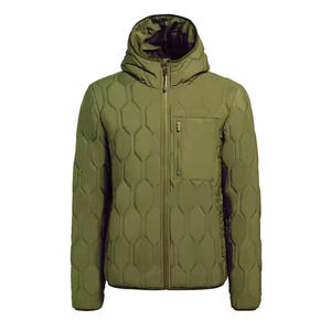 Veste matelassée classique pour homme offrant un design chaud, durable et une protection confortable pour l'hiver - Product Image 4