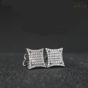 Pendientes de tuerca con corte brillante redondo de moissanita, con cierre de rosca, para mujer, joyería de plata 925, pendientes finos cuadrados con pavé para ella. - Product Image 4