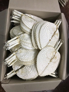 พัดไม้ไผ่พับได้ งานแฮนด์เมด ลายฉลุ พัดถือแบบวินเทจ ของตกแต่งงานแต่งงาน ของขวัญ - Product Image 4