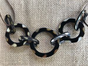โซนงานฝีมือ HCZ-381 สร้อยคอทำมือจากเขาควายขัดเงา รูปทรงธรรมชาติ เครื่องประดับโดดเด่น ของขวัญสำหรับงานแต่งงานและวันหยุด - Product Image 2