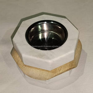 Porte-encens Bakhoor artisanal en bois, motif carré, nouveau design, fabriqué à la main par des artisans indiens - Product Image 4