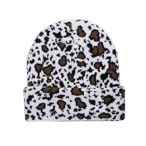 Gorro de Invierno Personalizable de Punto Acrílico Jacquard con Estampado de Animales por Sublimación, Suave, de Doble Capa, con Puño Plegable, Elástico y Cálido - Product Image 1