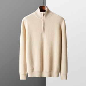 Suéter de lana de Mongolia con cuello redondo y cable trenzado, cálido, clásico, informal, con logo frontal, para invierno, de fábrica autónoma - Product Image 3