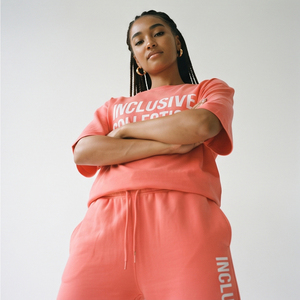 Ensemble de survêtement personnalisé avec t-shirt et pantalon, fabrication sous marque privée, style vintage, ensemble assorti tendance - Product Image 4
