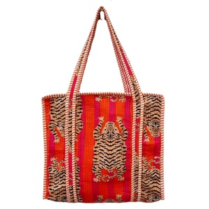 Sac fourre-tout matelassé bohème tendance |   Sac à bandoulière léger pour femme en coton fait main, doublure écologique, idéal pour l'été et les voyages, avec fermeture éclair - Product Image 1