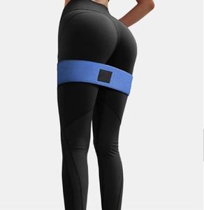 Bandes de Résistance pour les Hanches en Tissu Polyester avec Logo Personnalisé Little Paws Trainers pour Femmes – Résistance Moyenne Personnalisée pour les Fessiers - Product Image 2