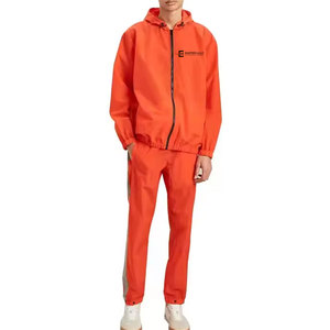 Conjunto Deportivo de Nylon para Hombre, Diseño Moderno, Invierno, Manga Larga, Color Personalizado, Liso, en Venta - Product Image 1