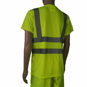 T-shirt réfléchissant haute visibilité en polyester personnalisé pour hommes, idéal pour les vêtements de travail de sécurité, avec support de logo - Product Image 3