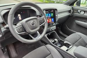 Voiture d'occasion fiable Volvo XC40 Recharge Twin Ultimate 2023 - Product Image 3