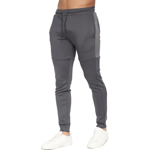 Conjunto Deportivo para Hombre en Gris con Bloques de Color, Sudadera con Cremallera Completa y Pantalones Deportivos, Transpirable, Estilo Casual Deportivo, Corte Regular, 100% Algodón - Product Image 6