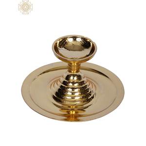 Vase en pierre artisanal indien Sooda Thattu en laiton de 4 pouces fait à la main - Product Image 1