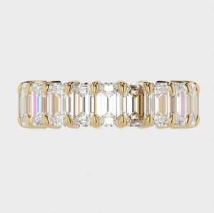 Anillo de Boda de Eternidad Completa con Moissanita de Corte Esmeralda, Plata de Ley 925 Bañada en Oro, Apilable, para Novia o Aniversario - Product Image 4