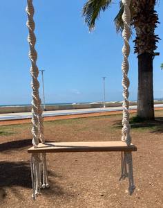 Columpio de madera hecho a mano con macramé, decoración boho, columpio de árbol para adultos - Product Image 4