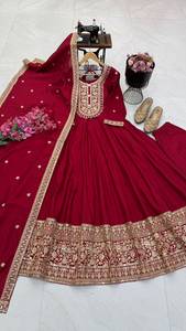 Vestido Anarkali color granate para mujer con dupatta, bordado floral, vestido largo, ropa étnica india y pakistaní para bodas. - Product Image 2