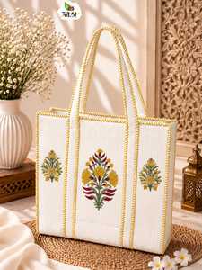 Sac fourre-tout en toile de coton brodé de fleurs, fabriqué en Inde, pour femmes, disponible à prix compétitif. - Product Image 2