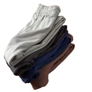Pantalones de chándal de algodón pesado personalizados para hombres Pantalones deportivos de lana con cordón de cintura elástica lisos OEM ligeros rectos - Product Image 4