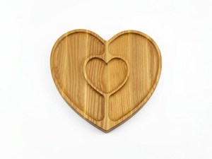 Bandeja de servir de madera natural en forma de corazón, set de regalo para el Día de San Valentín, plato romántico con forma de corazón para queso, frutas y charcutería. - Product Image 3