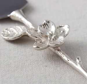Brass Casting Leaf Design <b>Cheese</b> <b>Knife</b> <b>Set</b> With Elegant Spatula Perfect For Tabletop Dining Use And Luxury Kitchen Use - Product Image 2