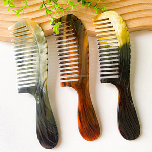 Factory Price Natural Buffalo Carved Horn <b>Hair</b> <b>Comb</b> Random Color Massage Beard Multi Purpose <b>Combs</b> for <b>Hair</b> Style Saloon - Product Image 5