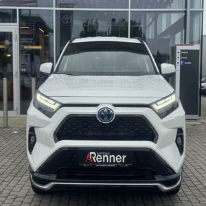 โตโยต้า RAV4 2024 – รถเอสยูวีไฮบริดประหยัดน้ำมัน พร้อมความสะดวกสบายและความปลอดภัยระดับพรีเมียม - Product Image 1