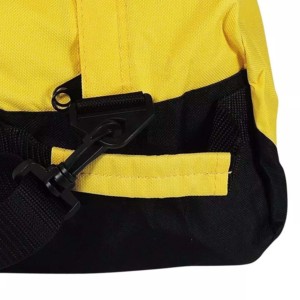 Sac de voyage Oxford jaune avec sangles noires, fermeture éclair, sac à dos décontracté, durable pour une utilisation en extérieur - Product Image 4