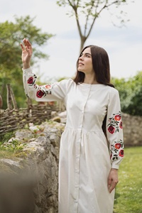 Nuevo Vestido Maxi de Lino Blanco Elegante Bordado a Mano, Vestido Largo de Manga Larga con Bordado Floral Estilo Boho Chic de Inspiración Vintage para Mujer - Product Image 3