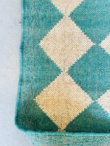 Tapis de couloir en laine et jute bleu sarcelle, motif géométrique à carreaux, style bohème moderne, kilim long, tapis d'entrée à franges, dhurrie, tapis personnalisé - Product Image 4