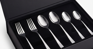 Ensemble de couverts en acier inoxydable poli miroir, design minimaliste, passe au lave-vaisselle, pour mariage. - Product Image 6