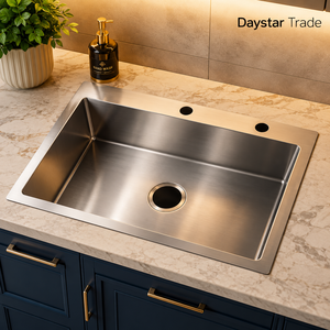Évier de cuisine rectangulaire Daystar Trade moderne en acier inoxydable 304 à cuve unique, à encastrer sous plan, surface brossée, avec robinet fait main - Product Image 1