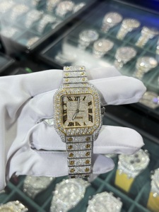 Montre analogique de luxe de haute qualité en moissanite pour homme, sertie de pierres personnalisées, en acier inoxydable, mouvement mécanique automatique, saphir - Product Image 1