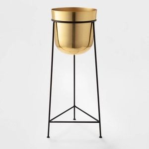 Macetero Decorativo de Metal con Soporte, Artículos para el Hogar y Jardín, Macetero de Hierro para Piso, de Linea Exports - Product Image 2