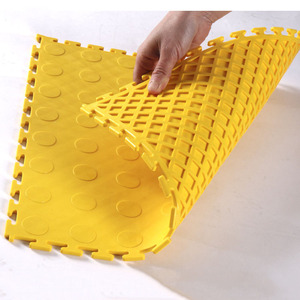 กระเบื้องปูพื้นพลาสติกแบบคลิ๊กล็อคสำหรับลานจอดรถ ทนทาน ผลิตจาก PVC 100% - Product Image 6