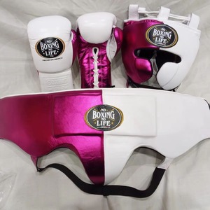 Set de Boxeo Rosa y Blanco de Primera Calidad, el Más Vendido, Sin Boxeo No Hay Vida, con Guantes de Cuero Genuino, Protector de Cabeza y Protector Inguinal para Combate - Product Image 1