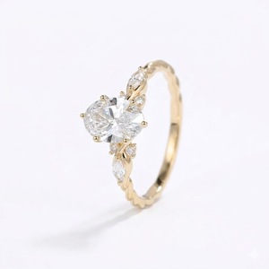 Bague en or massif 14 carats avec diamant de laboratoire ovale 1 carat, motif feuille de vigne, bague de fiançailles, bague de promesse, bijoux de mariée inspirés de la nature, cadeau - Product Image 4