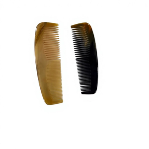 Peigne en corne naturelle Heritage Glow RoyalCraft, peigne à cheveux en corne polie EcoLuxe, peigne de toilettage vintage en corne - Product Image 1