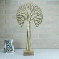 Sculpture métallique sur base en bois moderne, pièce d'art raffinée pour la maison, le salon, le bureau et la décoration de table, abstrait en bois