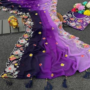 Sari en Georgette matelassé de créateur VASTRA COTTAGE avec broderie de sequins, sari léger pour soirée avec pièce de chemisier - Product Image 1