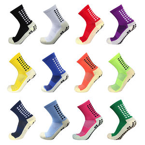 SIDDIQUI HOSINEX Chaussettes de sport d'hiver personnalisables de haute qualité en coton pour le yoga, légères, à séchage rapide, écologiques et respirantes - Product Image 2
