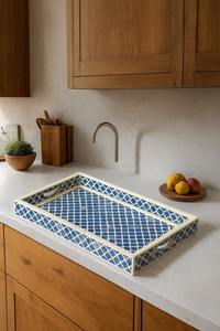 Bandeja de Madera con Incrustaciones de Hueso Artesanal, Pieza Decorativa de Lujo para el Hogar - Product Image 4