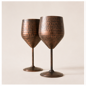 Ensemble de gobelets à vin en cuivre martelé pur, faits à la main, finition oxydée vintage, calice en cuivre pour décoration de maison de luxe et cadeau de mariage - Product Image 6