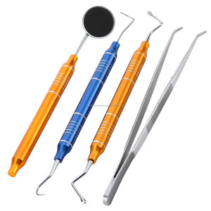 ชุดทำความสะอาดฟันสแตนเลส 4 ชิ้น WORLD PRECISION SURGICAL  ประกอบด้วย ที่ขูดหินปูน กระจกตรวจฟัน แหนบ และเครื่องมือวัด สำหรับสุขอนามัยในช่องปาก - Product Image 1