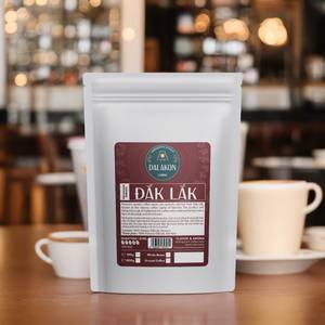 Sac de 500g en gros de café Robusta de Dalakon, Vietnam, de première qualité, torréfaction intense, saveur chocolat noir intense, non torréfié, caféiné - Product Image 1