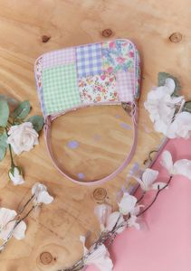 กระเป๋าโท้ทกันน้ำลายดอกไม้แบบสั่งทำพิเศษจาก Style De Maison พร้อมสายสะพายไหล่ ปิดด้วยซิป ความจุ 2-2.9 ลิตร สำหรับผู้หญิง สไตล์ลำลอง - Product Image 5
