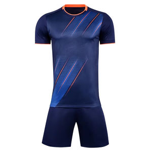 Ensemble de football athlétique, maillot et short, uniforme respirant, vêtements de sport à séchage rapide, tenue pour l'entraînement et la pratique - Product Image 3