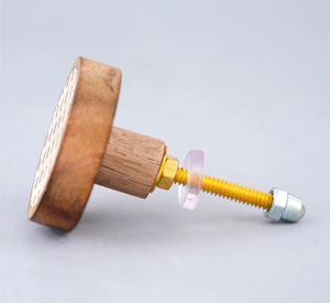 Boutons d'armoire ronds en résine de style moderne faits à la main pour chambre et salon armoire commode à tiroirs de l'Inde pour hôtels - Product Image 6