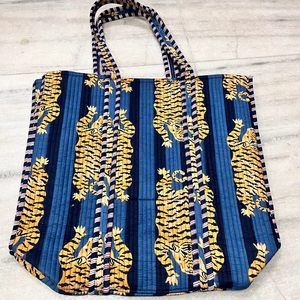 Sac fourre-tout personnalisé 100 % coton, prix bas, faible MOQ, grand format, idéal pour les courses et la promotion, avec impression tendance - Product Image 1