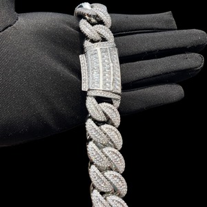 Krishnavii 18K Solid Gold Vintage Star of David Engagement Necklace Pendant with Lab-Grown Diamond Unisex <b>Model</b> KN 025 - Product Image 5