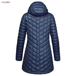 Vêtement d'hiver long matelassé léger et imperméable pour femmes, manteau long matelassé pour femmes, vente en gros - Product Image 4